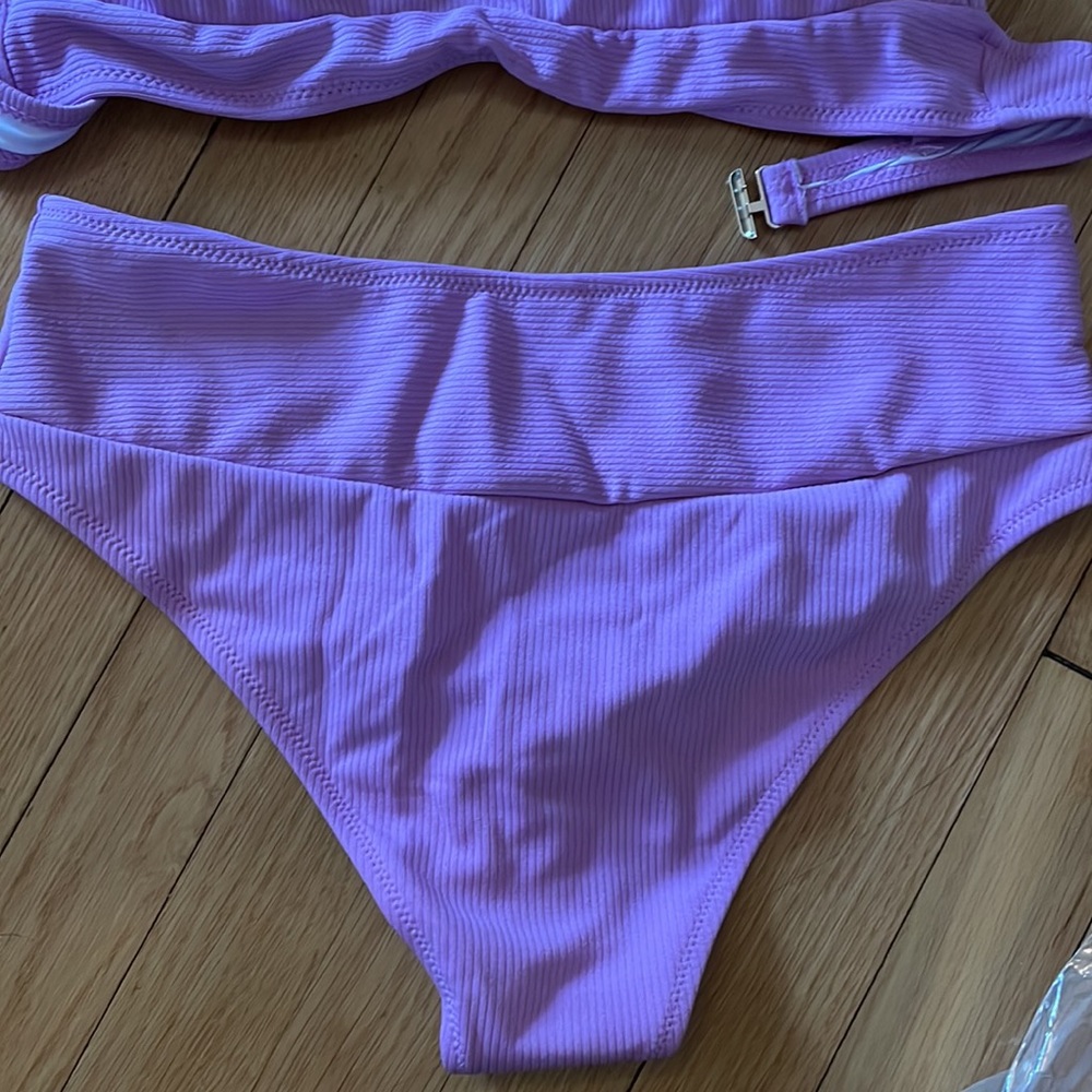NEW bikini - Picture 3 of 5